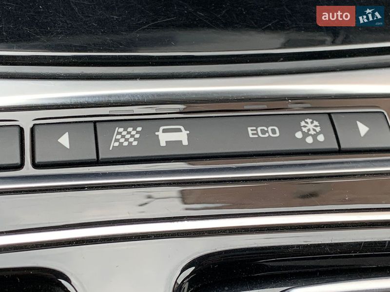 Внедорожник / Кроссовер Jaguar F-Pace 2018 в Нестерварке фото 32 Внедорожник / Кроссовер Jaguar F-Pace 2018 в Нестерварке