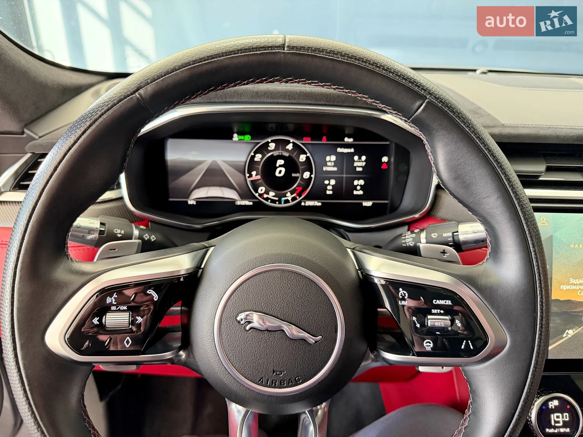 2021 Jaguar F-Pace - мініатюра 25