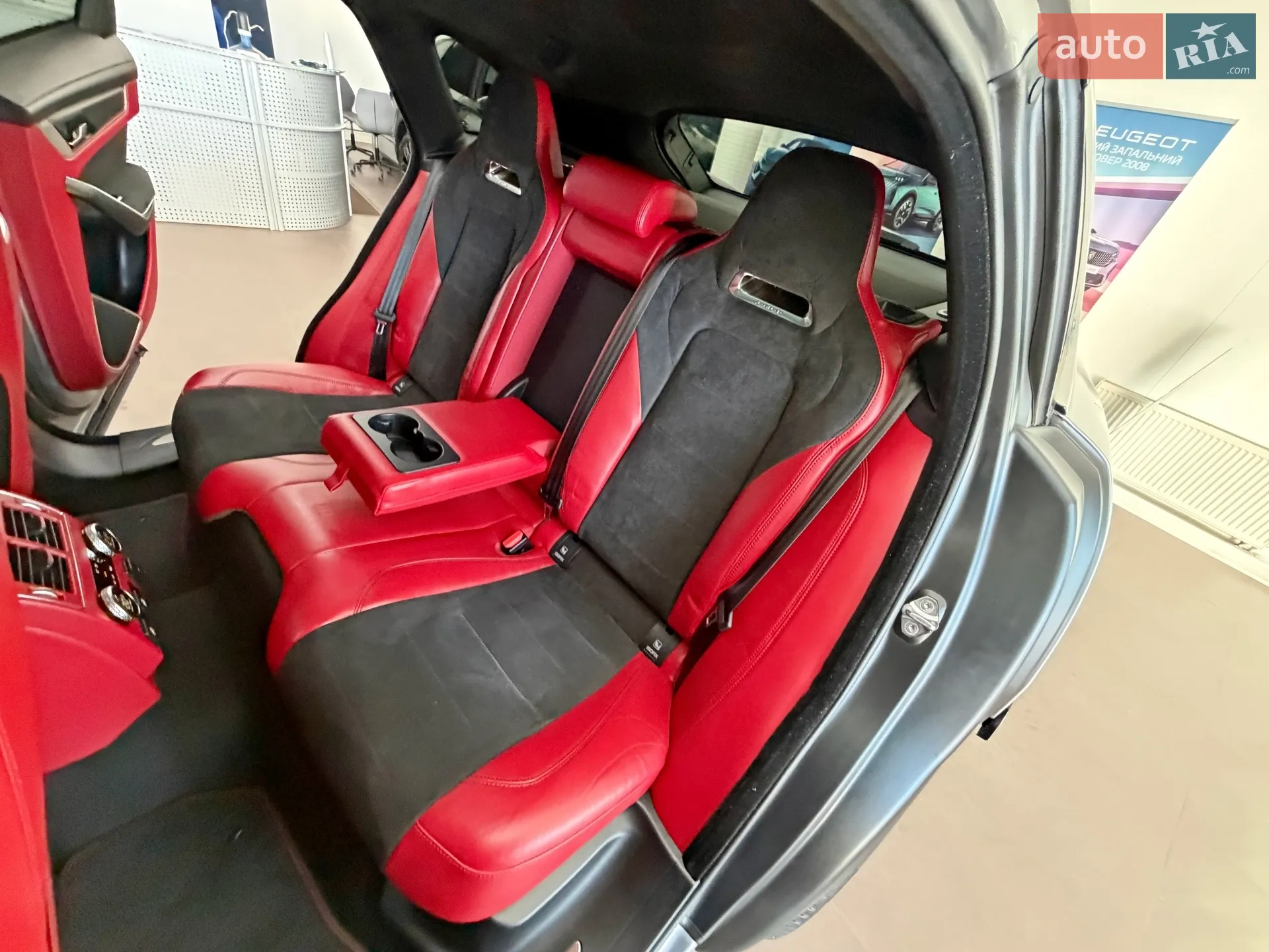2021 Jaguar F-Pace - мініатюра 51