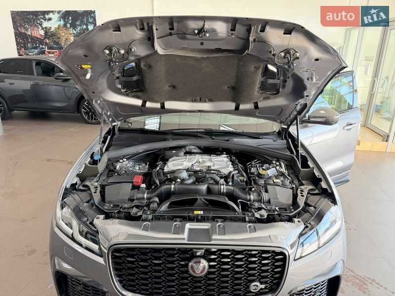 Внедорожник / Кроссовер Jaguar F-Pace 2021 в Чернигове