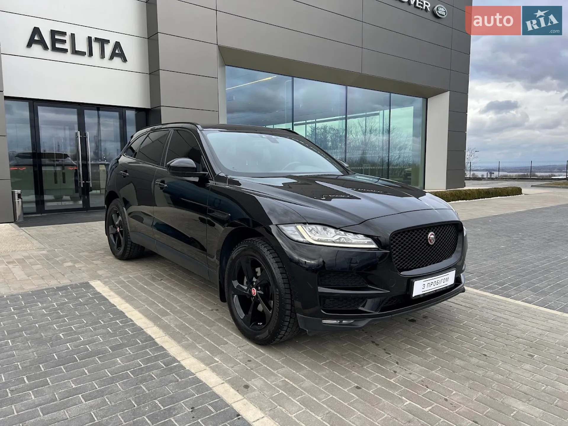 2018 Jaguar F-Pace - фото 1