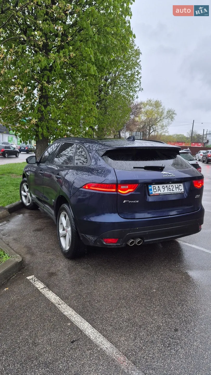 2016 Jaguar F-Pace - мініатюра 2