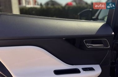 Внедорожник / Кроссовер Jaguar F-Pace 2017 в Тернополе