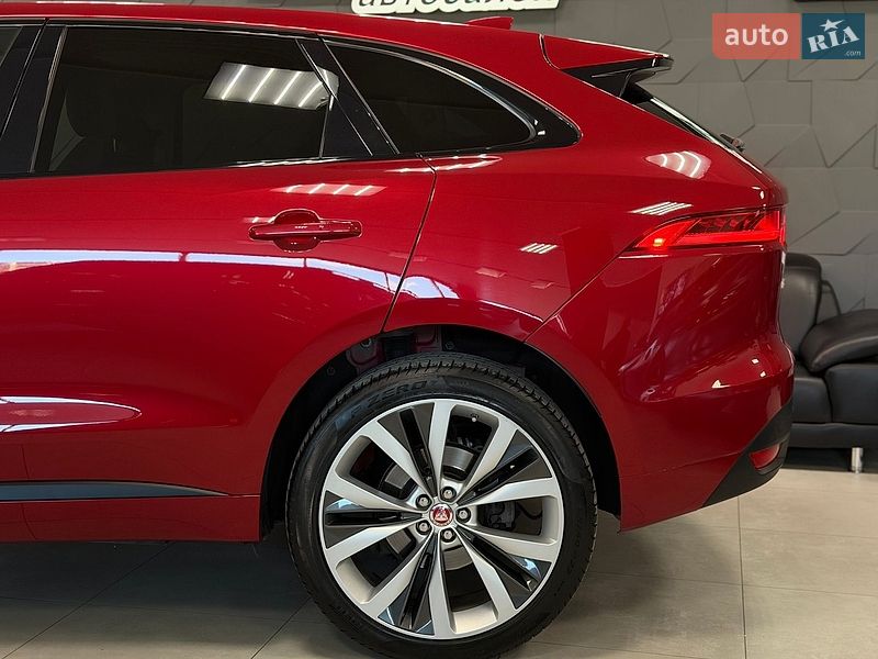 Внедорожник / Кроссовер Jaguar F-Pace 2018 в Тернополе