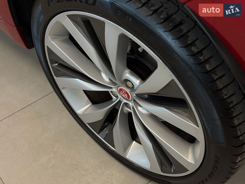 Внедорожник / Кроссовер Jaguar F-Pace 2018 в Тернополе