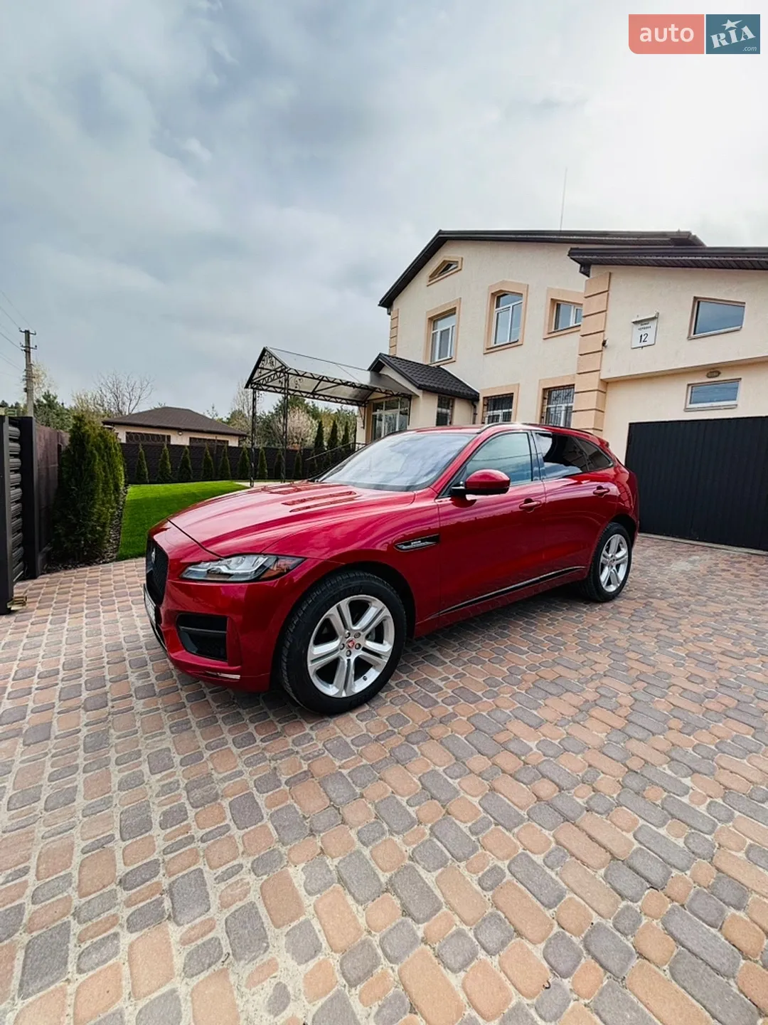 2016 Jaguar F-Pace - мініатюра 13