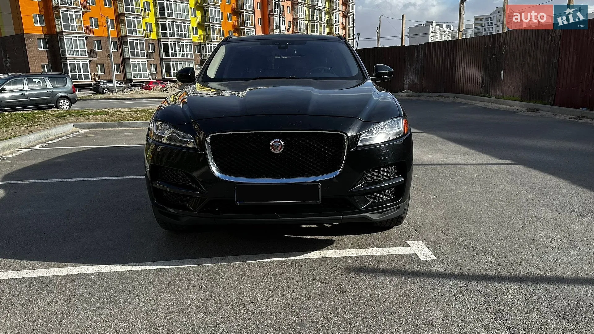 2016 Jaguar F-Pace - фото 1