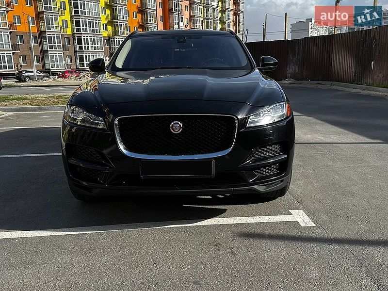 Внедорожник / Кроссовер Jaguar F-Pace 2016 в Чернигове