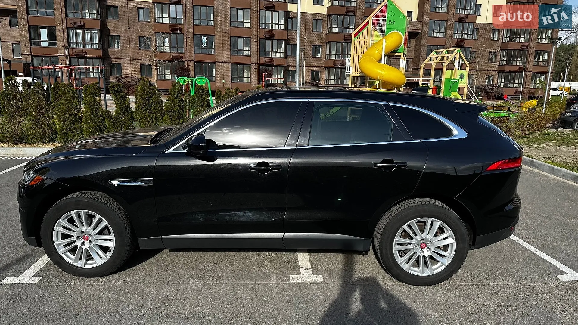 2016 Jaguar F-Pace - мініатюра 13