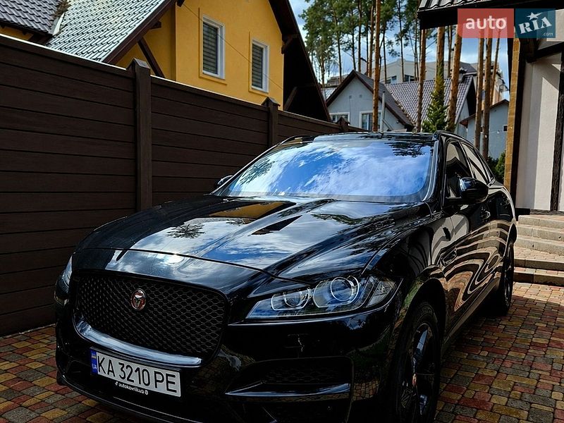 Jaguar F-Pace 2017