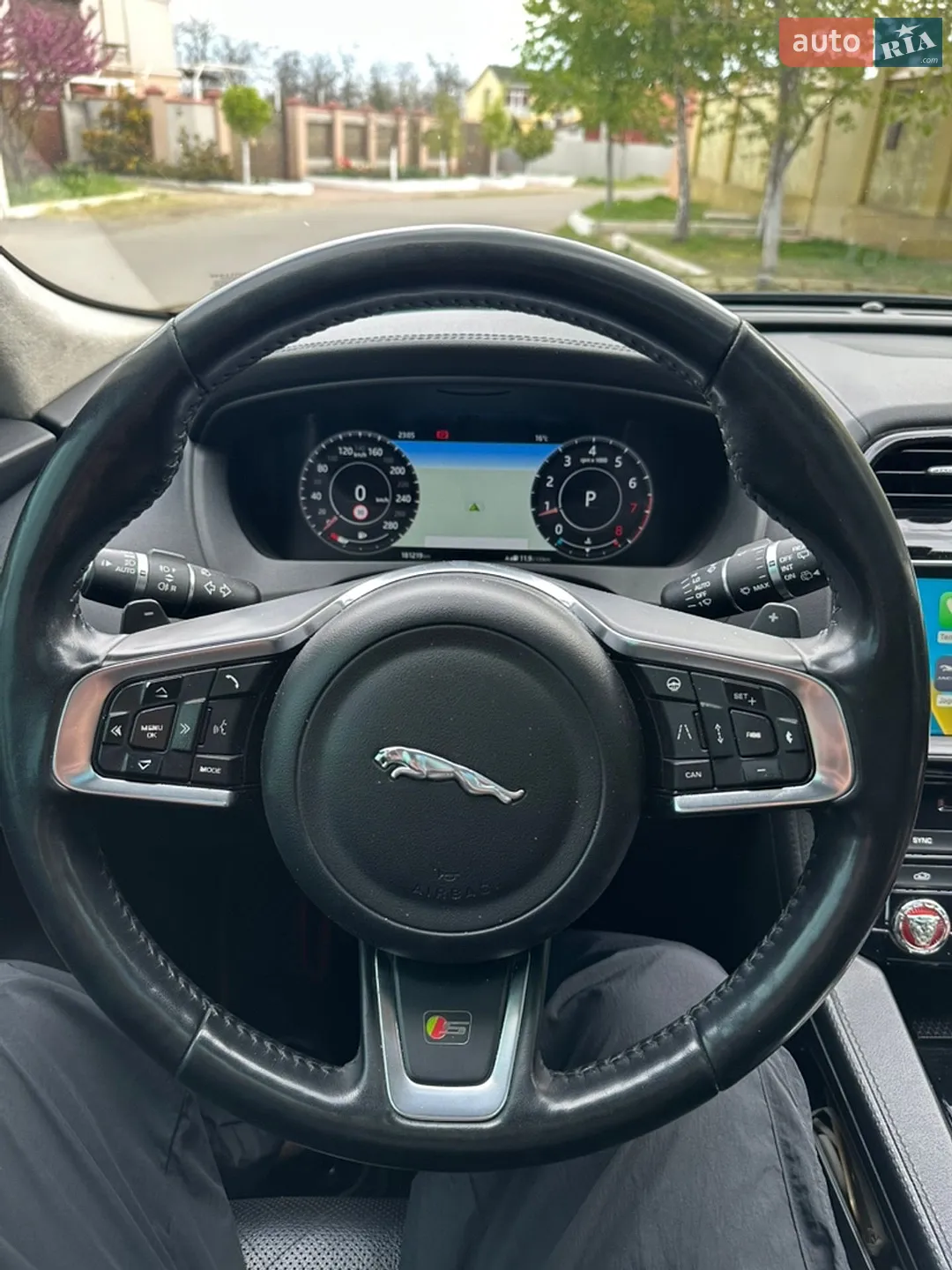 2018 Jaguar F-Pace - мініатюра 11