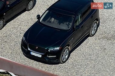 Внедорожник / Кроссовер Jaguar F-Pace 2017 в Черновцах