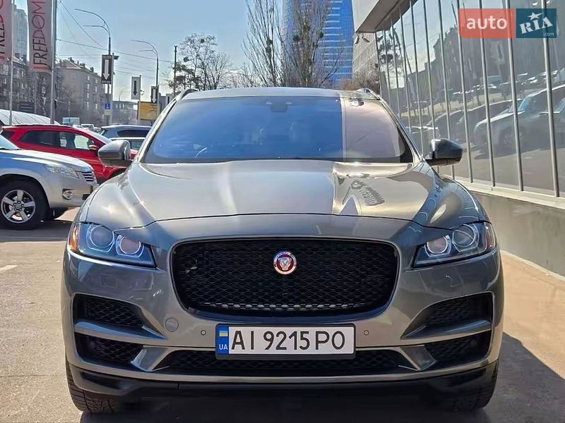 Внедорожник / Кроссовер Jaguar F-Pace 2016 в Киеве
