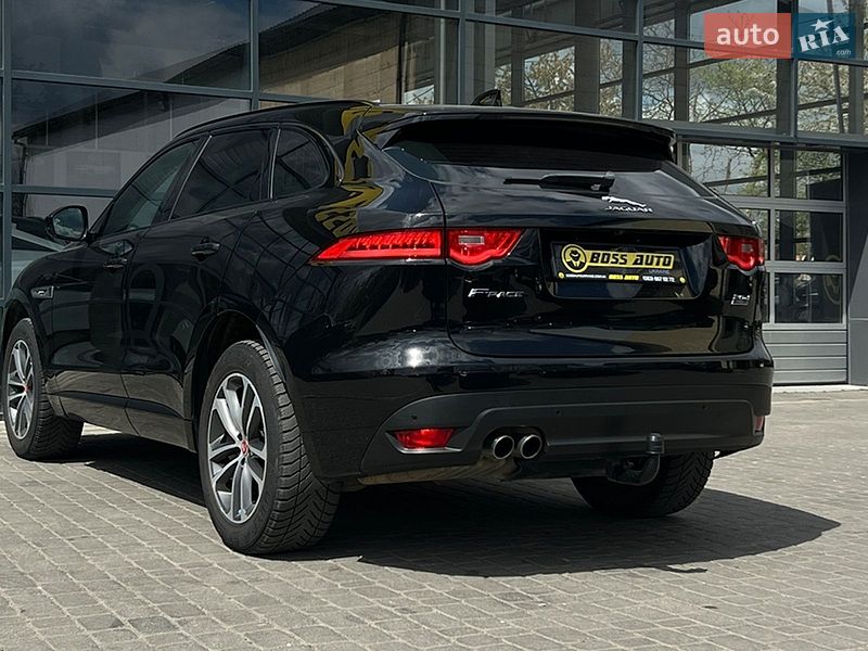 Позашляховик / Кросовер Jaguar F-Pace 2016 в Івано-Франківську