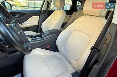 Внедорожник / Кроссовер Jaguar F-Pace 2016 в Ивано-Франковске