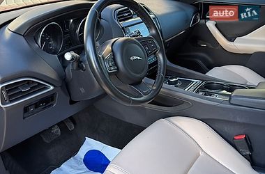 Внедорожник / Кроссовер Jaguar F-Pace 2016 в Ивано-Франковске