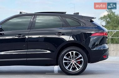 Внедорожник / Кроссовер Jaguar F-Pace 2017 в Киеве