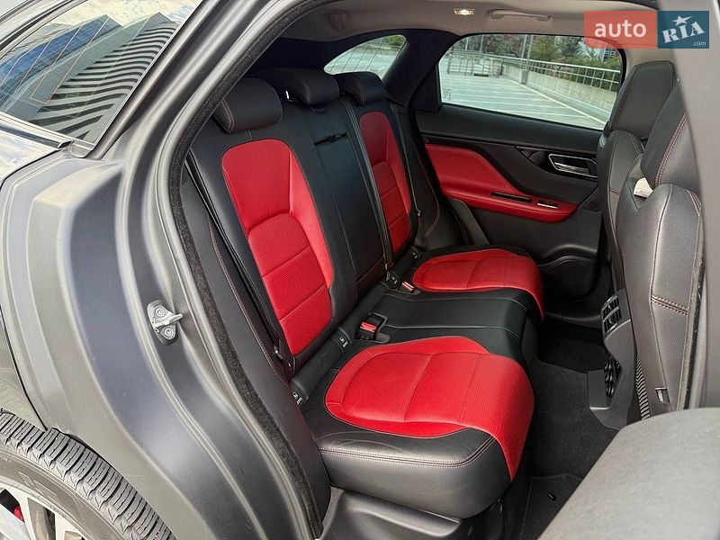 Внедорожник / Кроссовер Jaguar F-Pace 2017 в Киеве