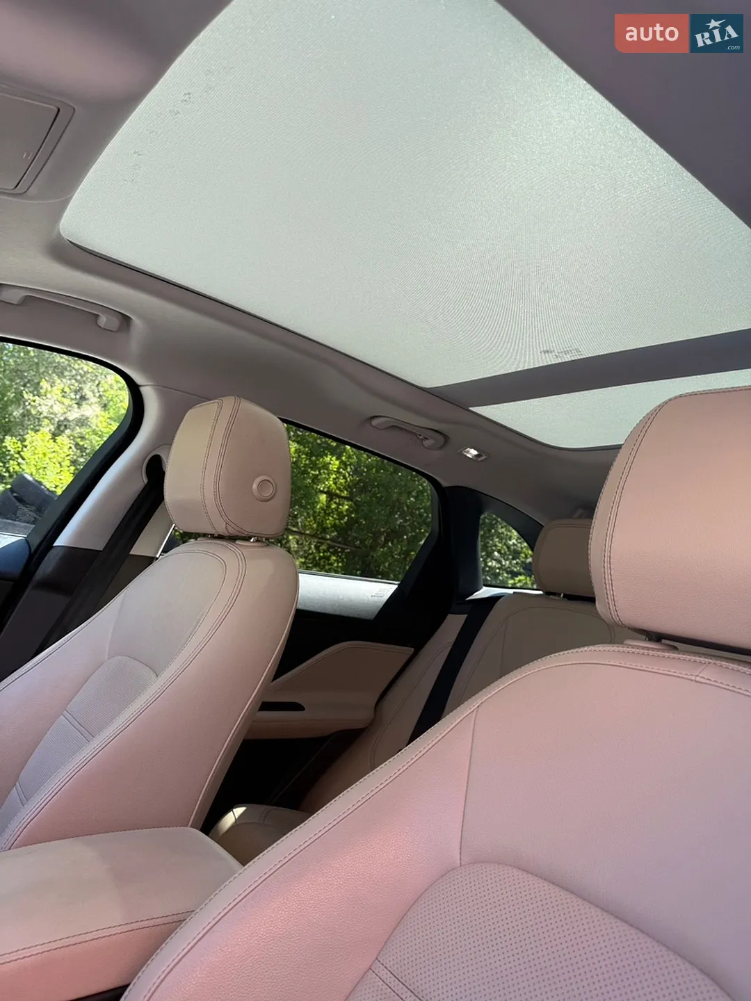 2019 Jaguar F-Pace - мініатюра 19