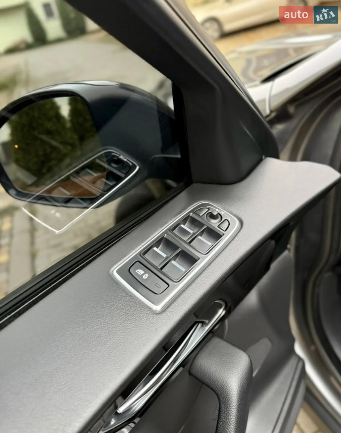2016 Jaguar F-Pace - мініатюра 18