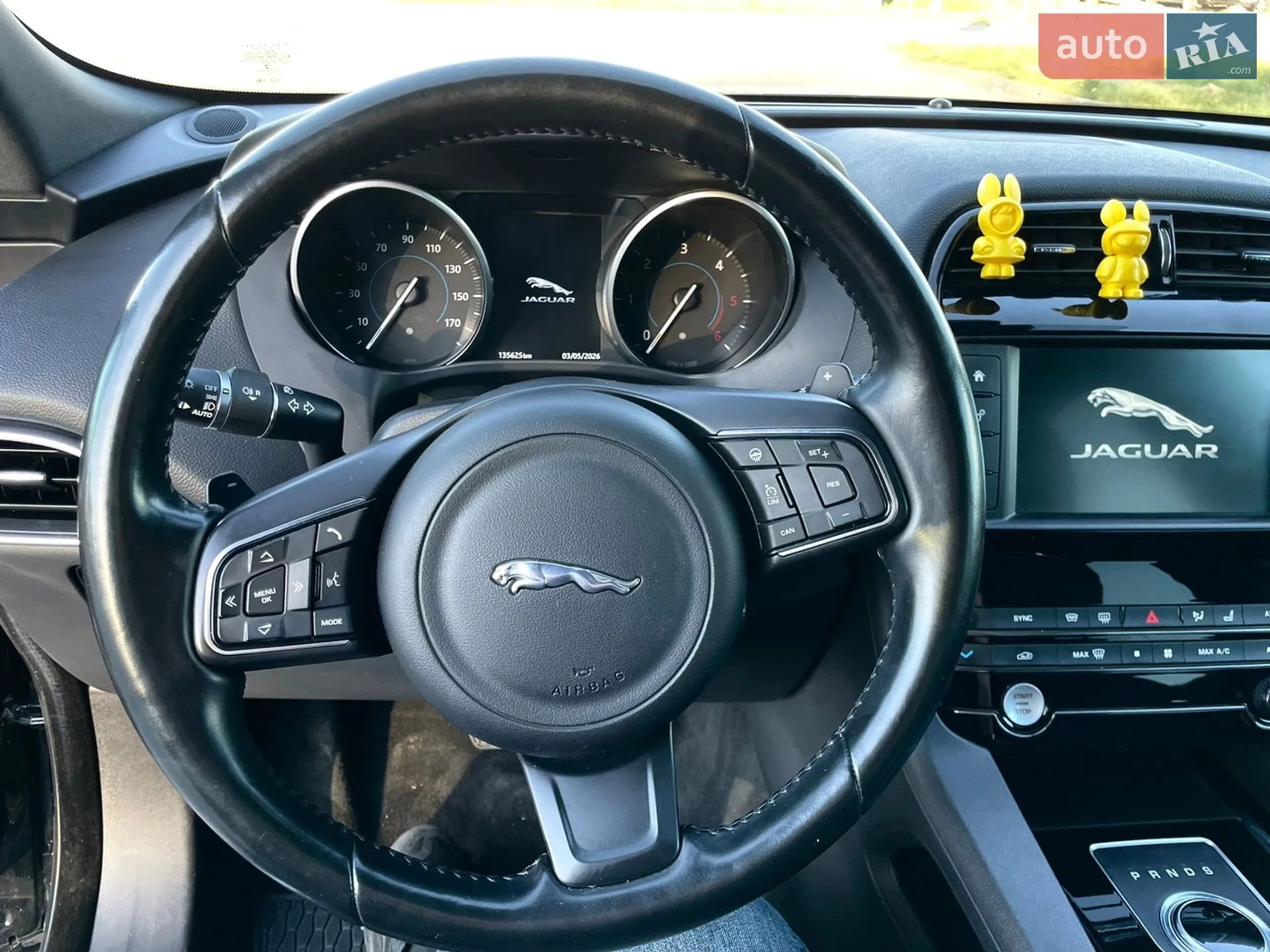2017 Jaguar F-Pace - мініатюра 18