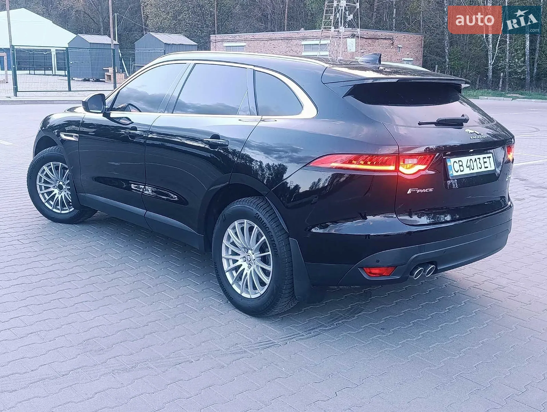 2016 Jaguar F-Pace - мініатюра 2
