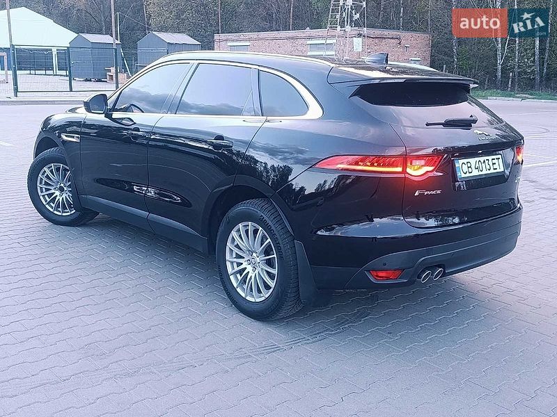 Внедорожник / Кроссовер Jaguar F-Pace 2016 в Чернигове