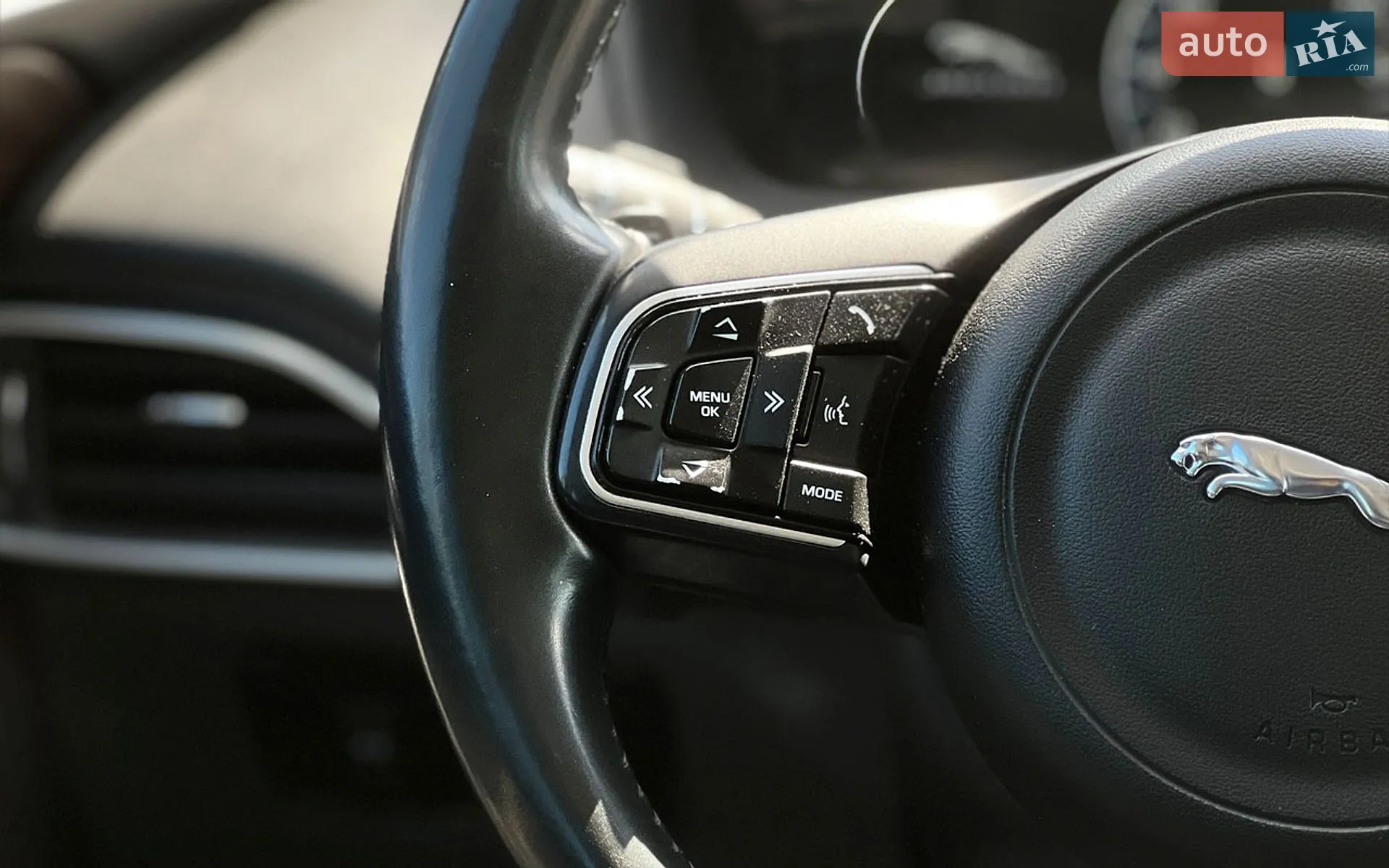 2016 Jaguar F-Pace - мініатюра 21
