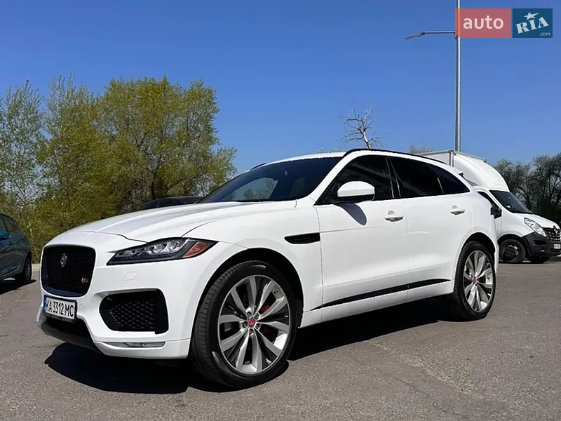 Jaguar F-Pace