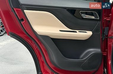 Внедорожник / Кроссовер Jaguar F-Pace 2018 в Ровно