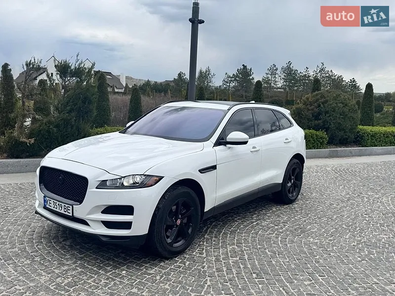 Jaguar F-Pace