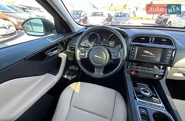 Внедорожник / Кроссовер Jaguar F-Pace 2017 в Хмельницком