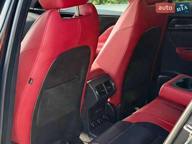 Внедорожник / Кроссовер Jaguar F-Pace 2017 в Днепре