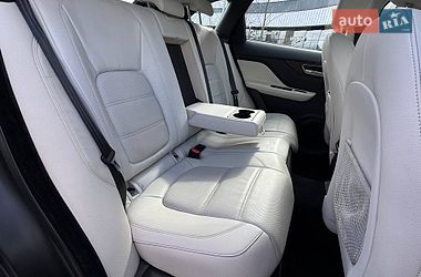 Внедорожник / Кроссовер Jaguar F-Pace 2016 в Киеве