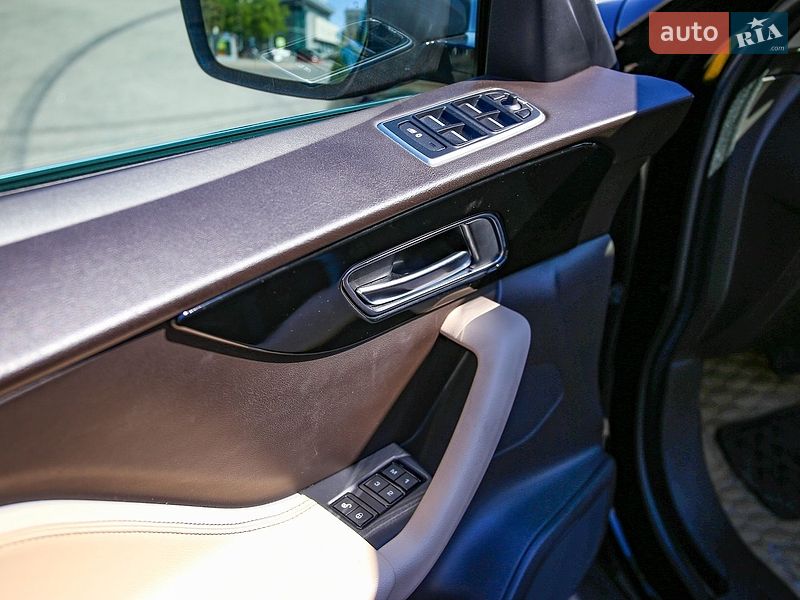 Внедорожник / Кроссовер Jaguar F-Pace 2019 в Харькове