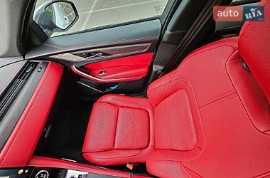 Внедорожник / Кроссовер Jaguar F-Pace 2021 в Киеве