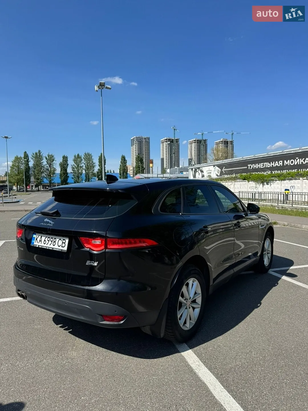2016 Jaguar F-Pace - мініатюра 3