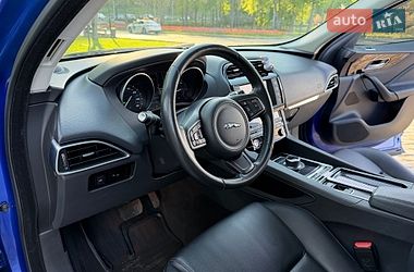 Внедорожник / Кроссовер Jaguar F-Pace 2017 в Киеве