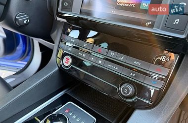Внедорожник / Кроссовер Jaguar F-Pace 2017 в Киеве
