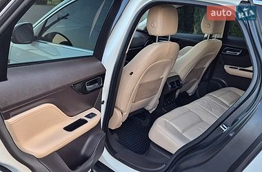Позашляховик / Кросовер Jaguar F-Pace 2017 в Дубні