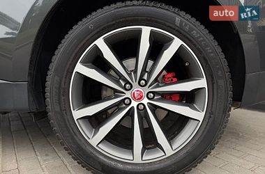 Внедорожник / Кроссовер Jaguar F-Pace 2016 в Киеве