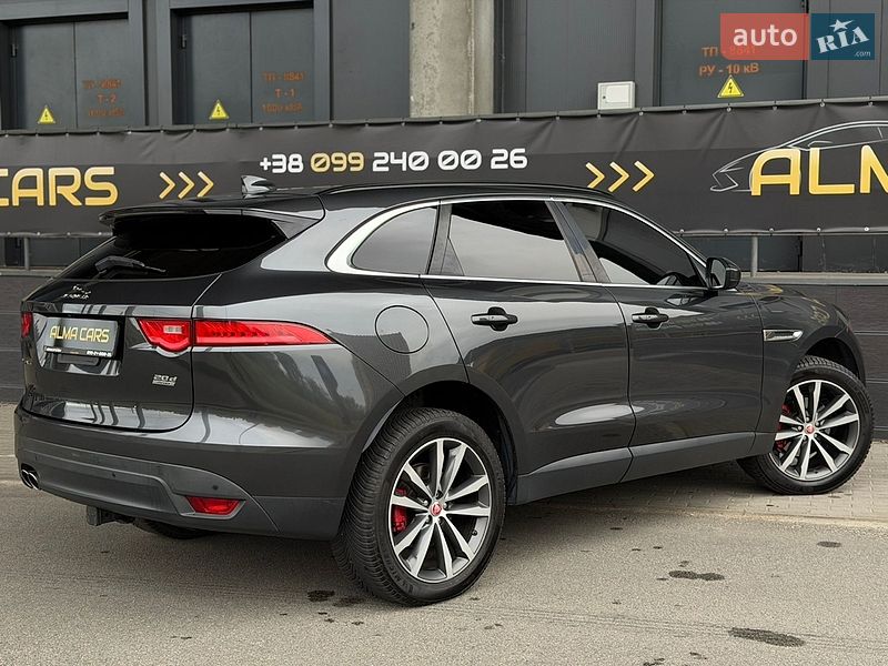 Позашляховик / Кросовер Jaguar F-Pace 2016 в Києві
