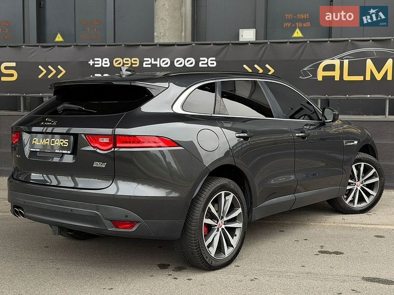 Внедорожник / Кроссовер Jaguar F-Pace 2016 в Киеве