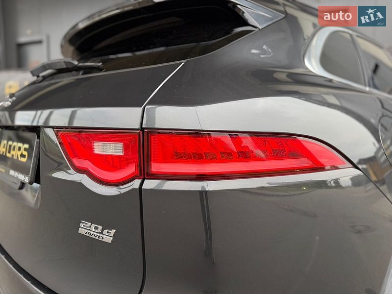 Позашляховик / Кросовер Jaguar F-Pace 2016 в Києві