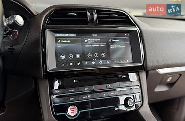 Внедорожник / Кроссовер Jaguar F-Pace 2016 в Киеве