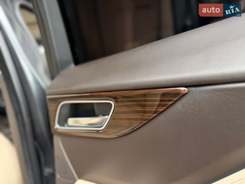 Позашляховик / Кросовер Jaguar F-Pace 2016 в Києві