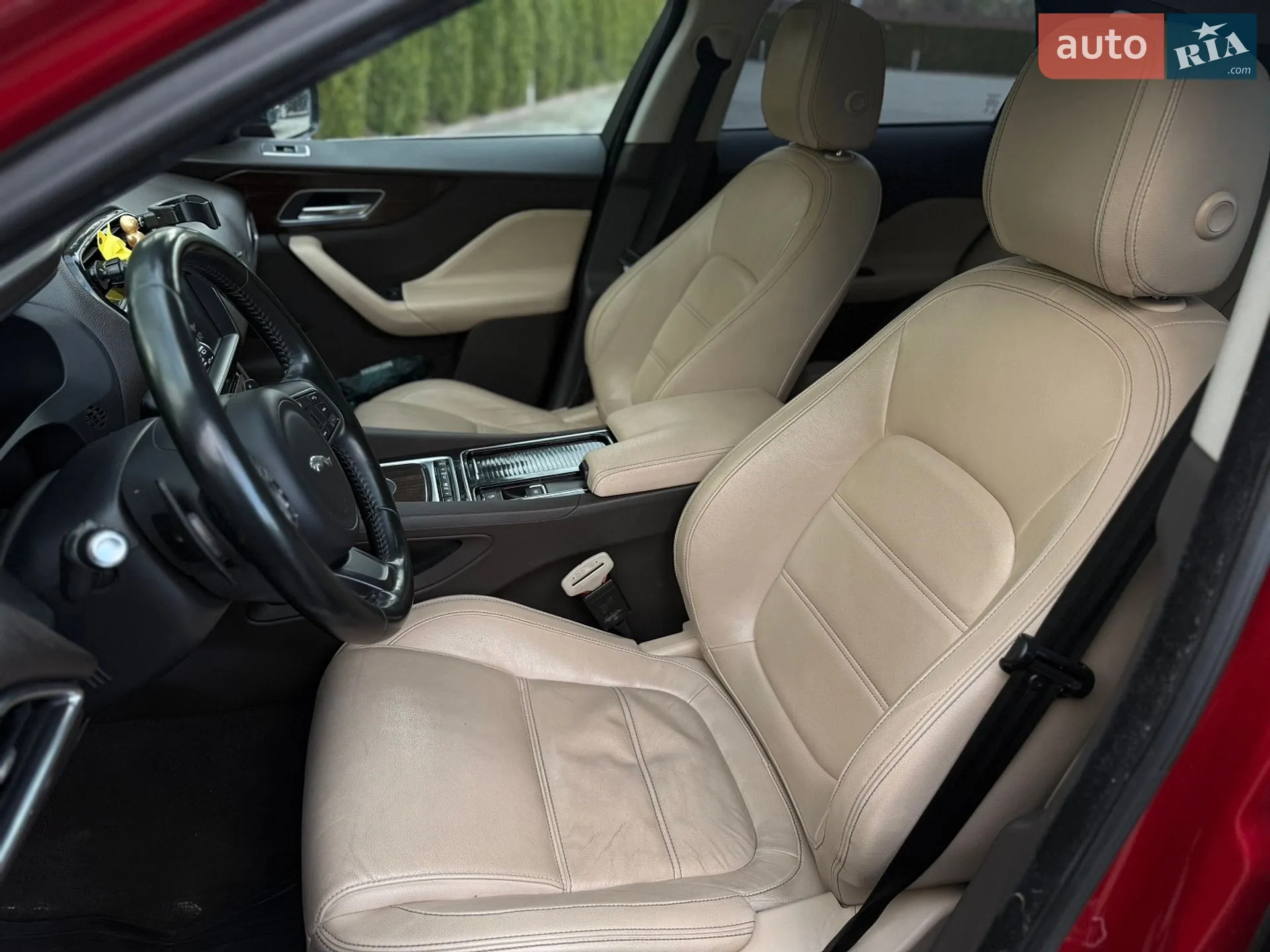 2016 Jaguar F-Pace - мініатюра 15
