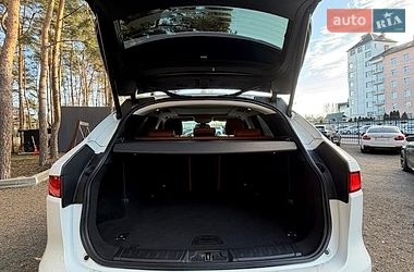 Позашляховик / Кросовер Jaguar F-Pace 2016 в Києві