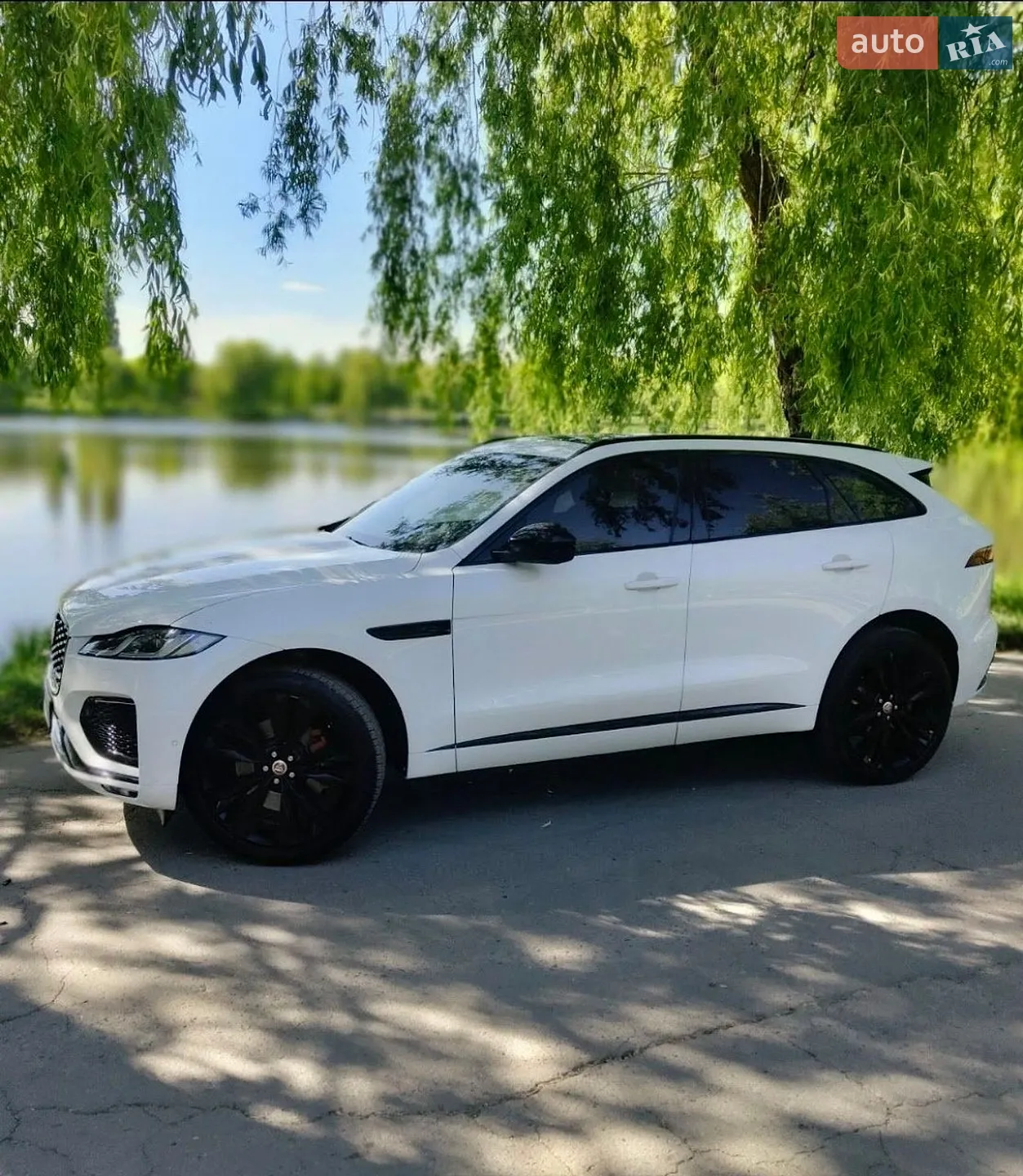 2021 Jaguar F-Pace - мініатюра 2