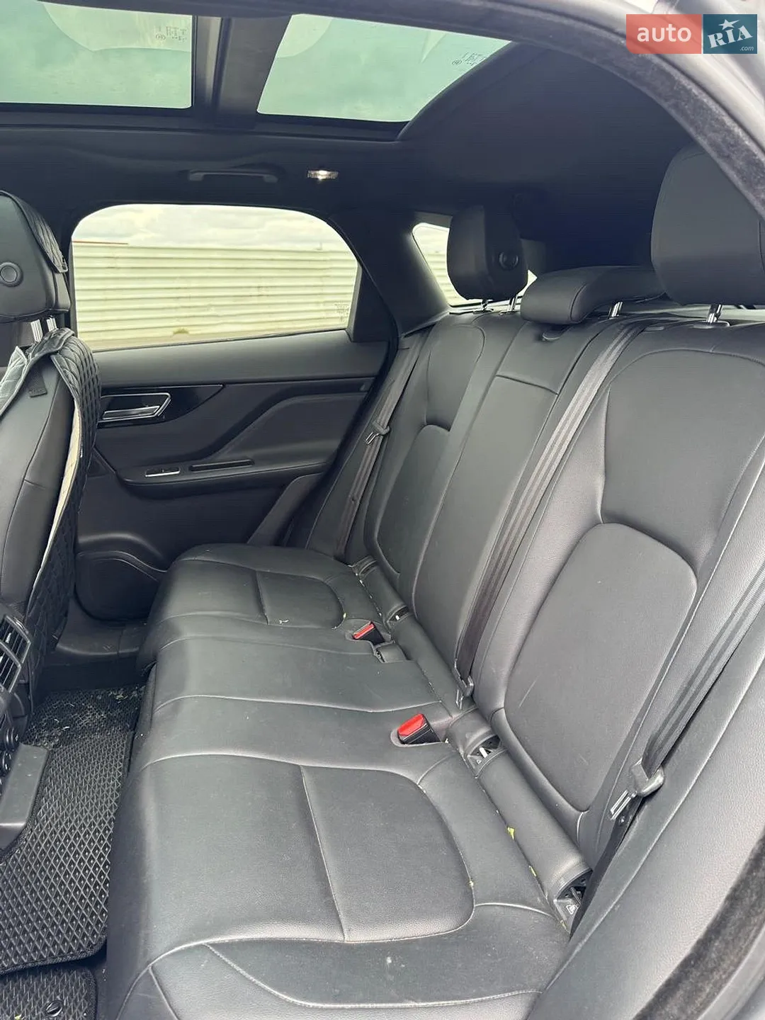 2016 Jaguar F-Pace - мініатюра 25